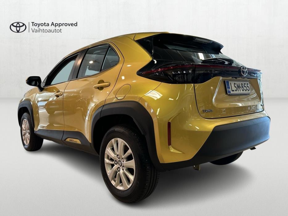 TOYOTA Yaris Cross 2023