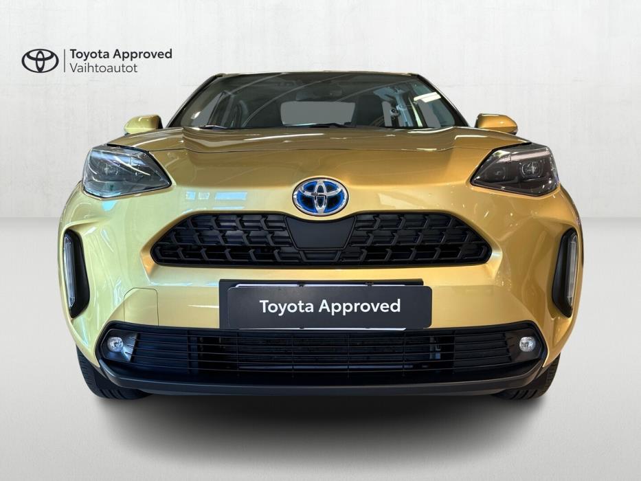 TOYOTA Yaris Cross 2023