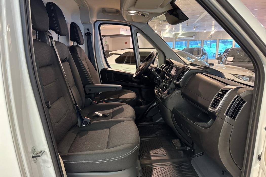 TOYOTA Proace MAX 2025