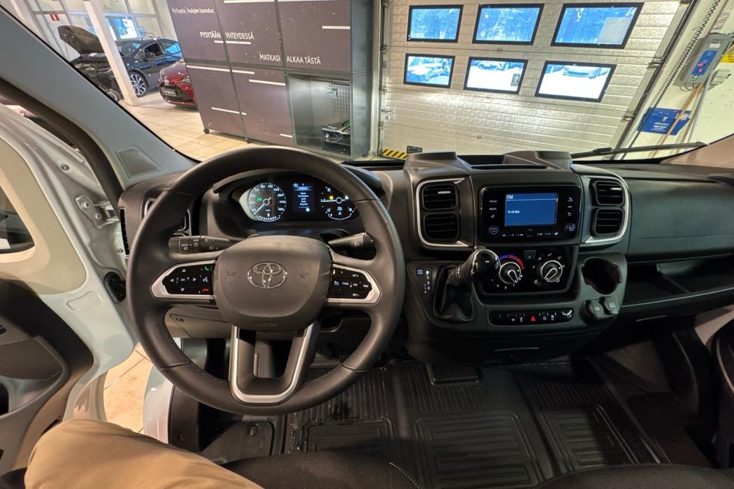 TOYOTA Proace MAX 2025