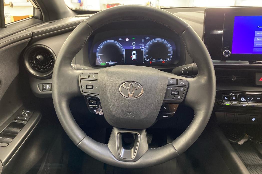 TOYOTA C-HR 2025