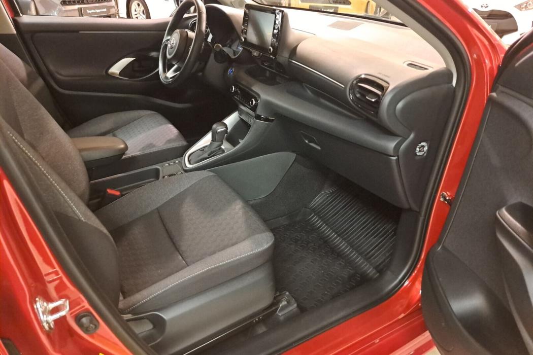 TOYOTA YARIS 2023