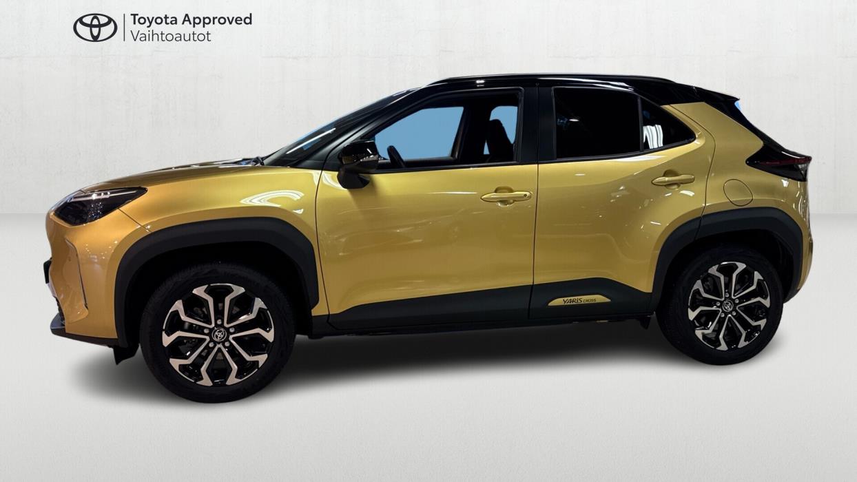 TOYOTA Yaris Cross 2024