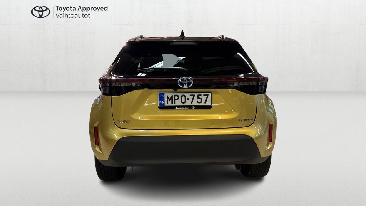 TOYOTA Yaris Cross 2024