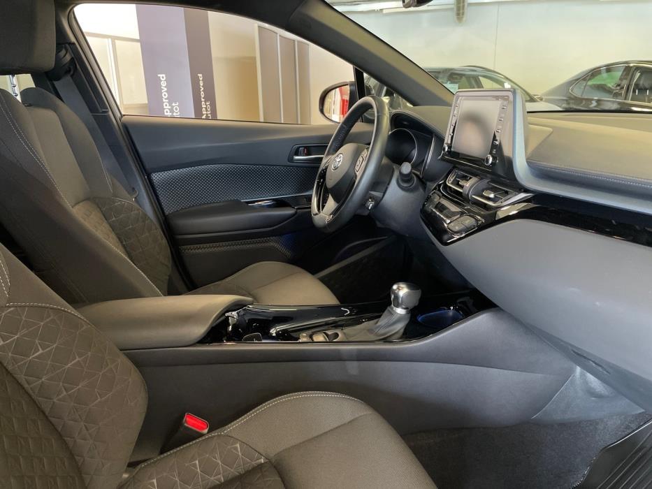 TOYOTA C-HR 2020