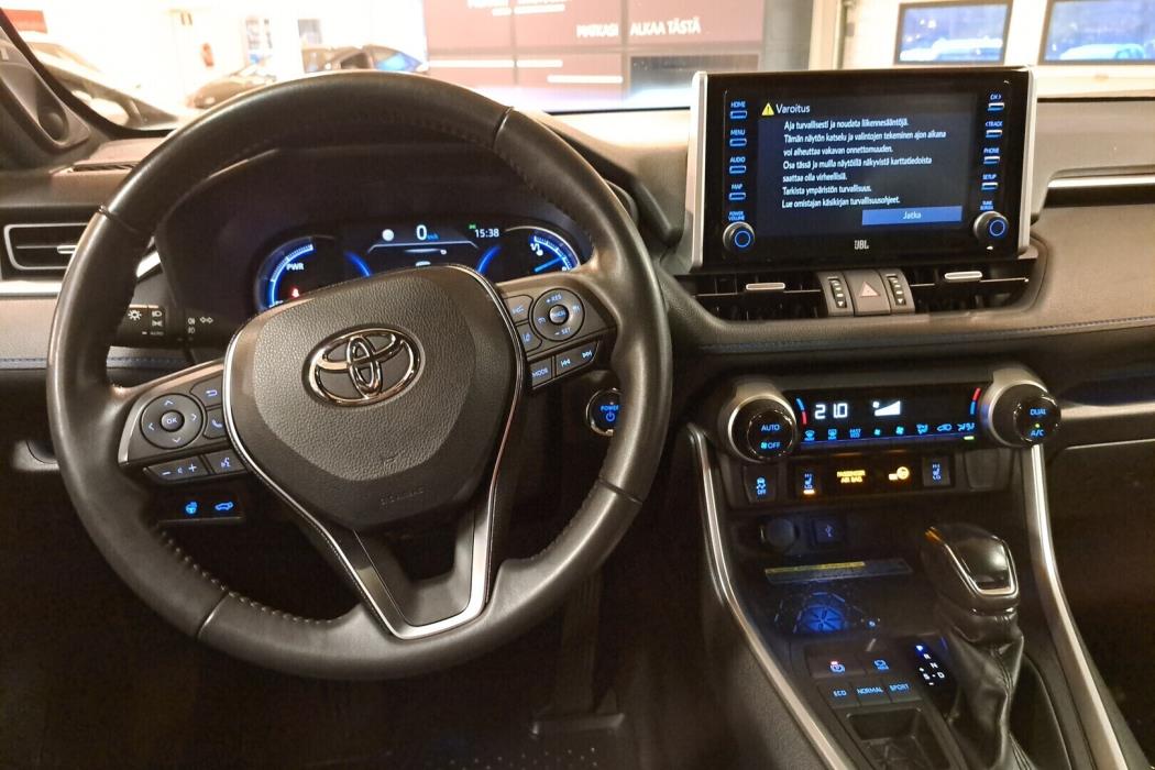 TOYOTA RAV4 2021