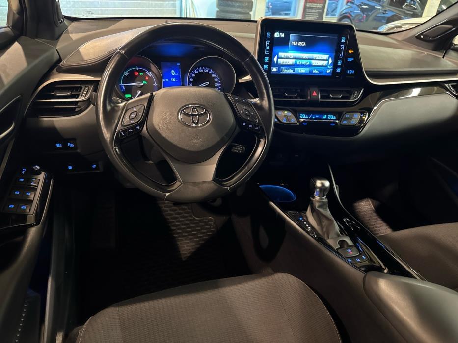 TOYOTA C-HR 2019