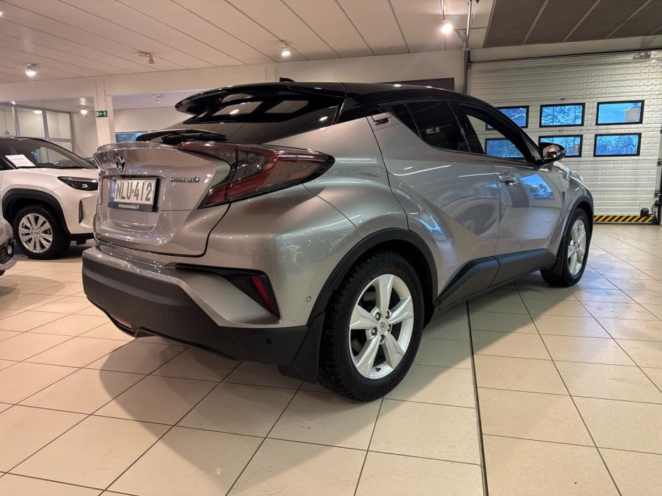 TOYOTA C-HR 2019