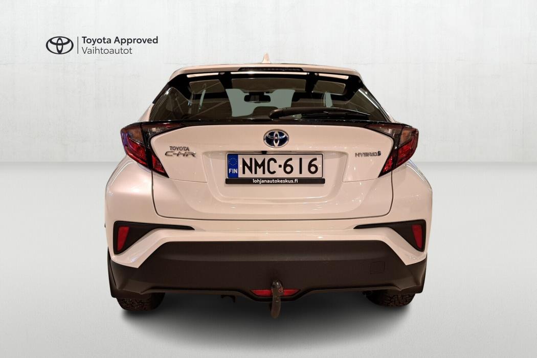TOYOTA C-HR 2021