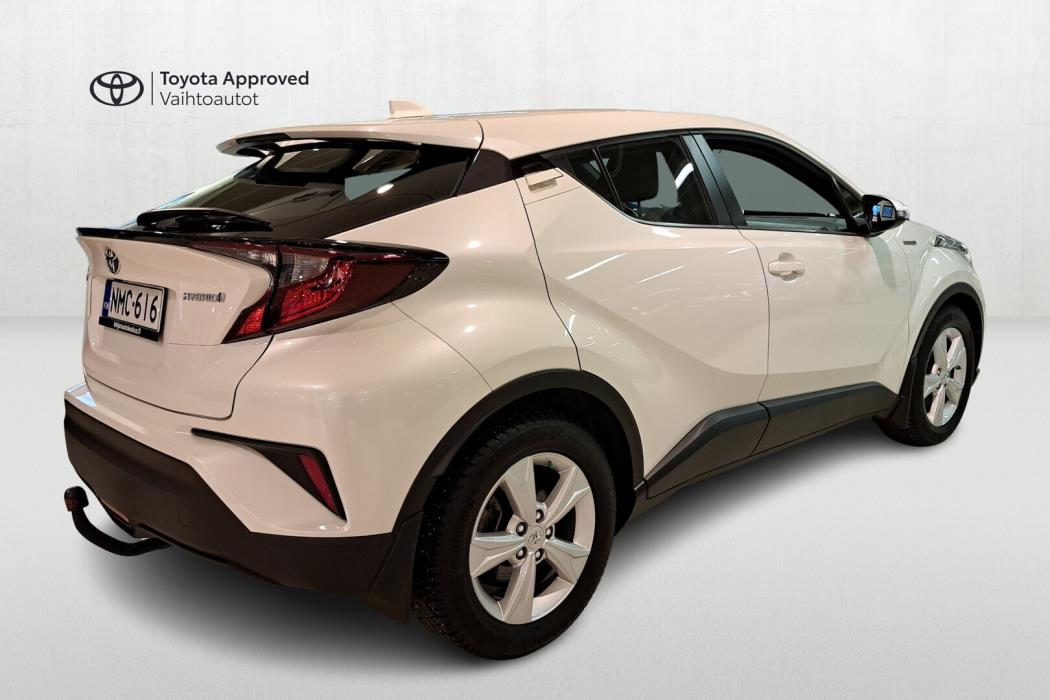 TOYOTA C-HR 2021