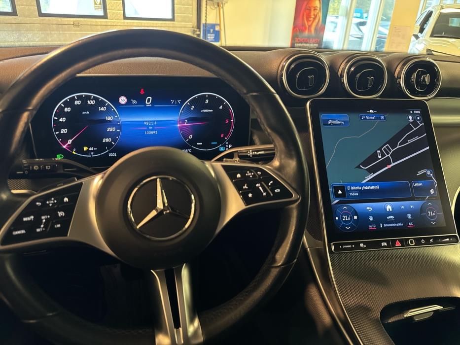 MERCEDES-BENZ GLC 2022