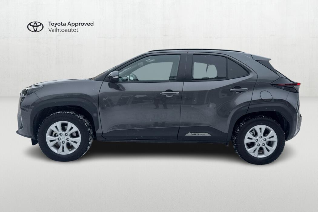 TOYOTA Yaris Cross 2025