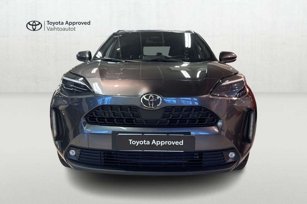 TOYOTA Yaris Cross 2025