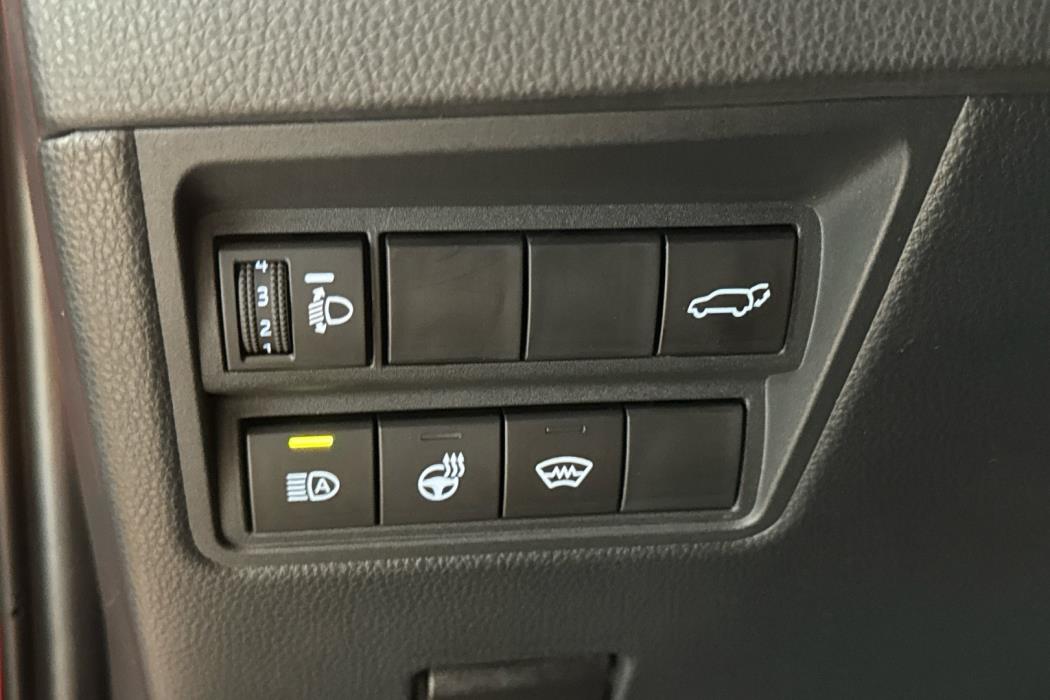 TOYOTA Yaris Cross 2025