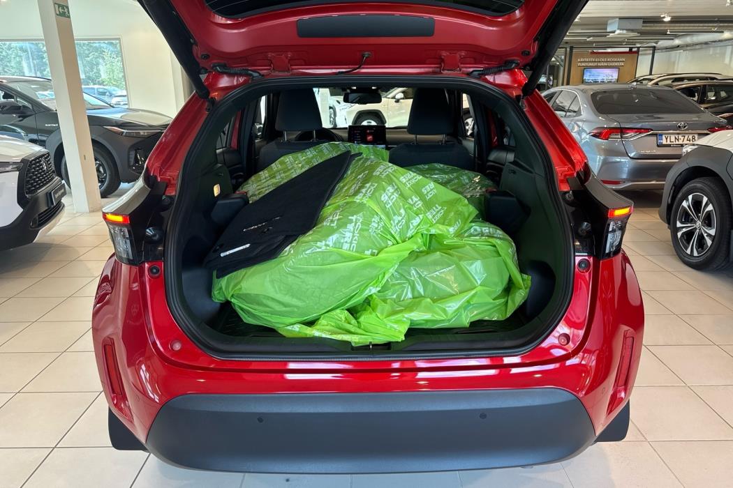 TOYOTA Yaris Cross 2025