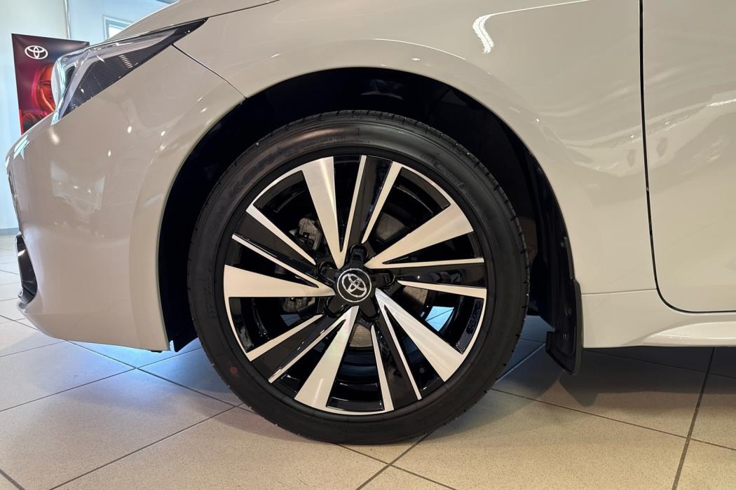TOYOTA COROLLA 2026