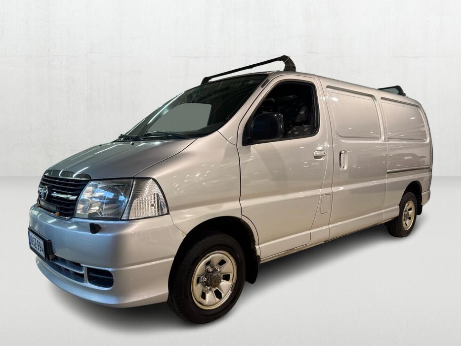 TOYOTA Hiace 2010
