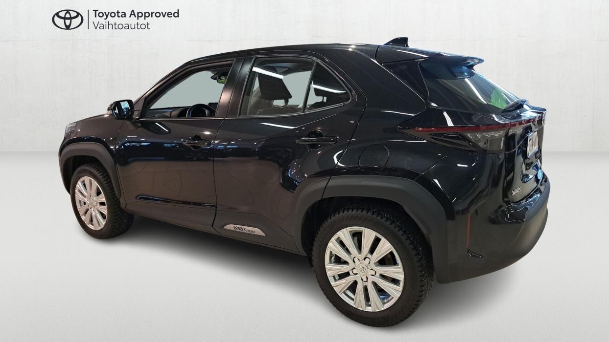 TOYOTA Yaris Cross 2024