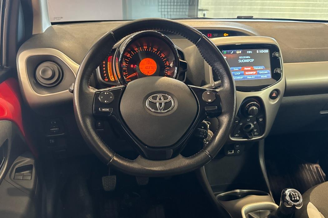 TOYOTA AYGO 2017