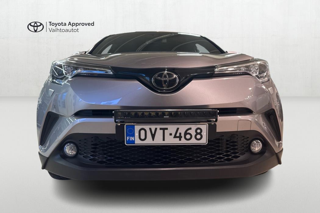 TOYOTA C-HR 2017