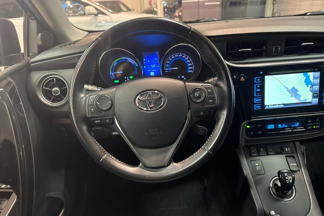 TOYOTA Auris 2018