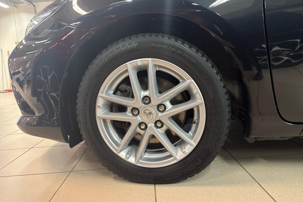TOYOTA Auris 2018