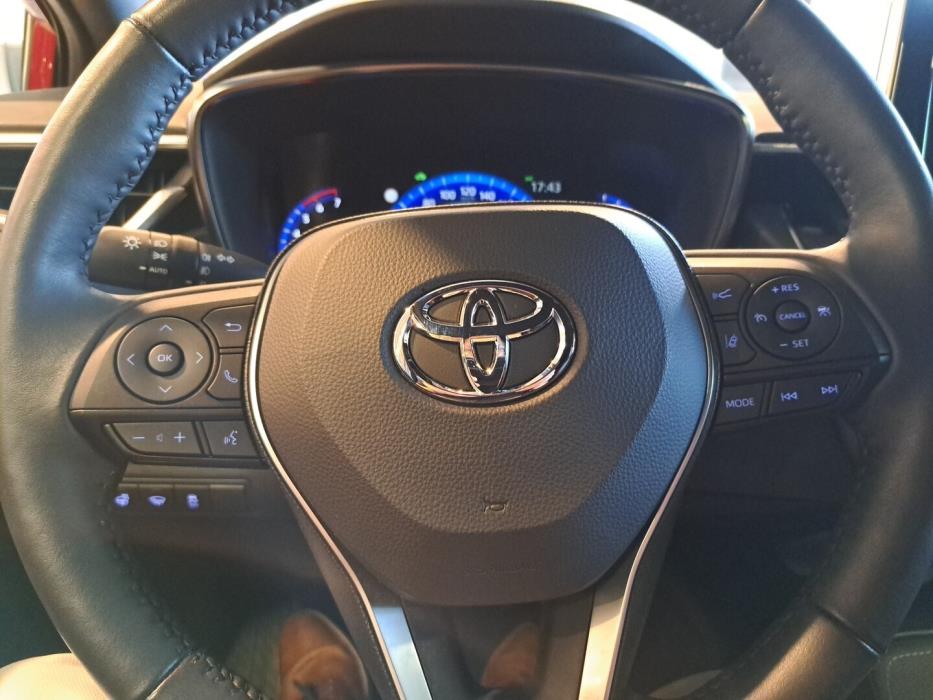 TOYOTA Corolla 2023