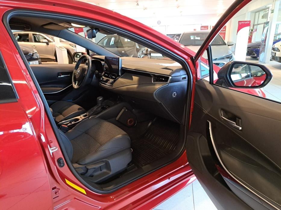 TOYOTA Corolla 2023
