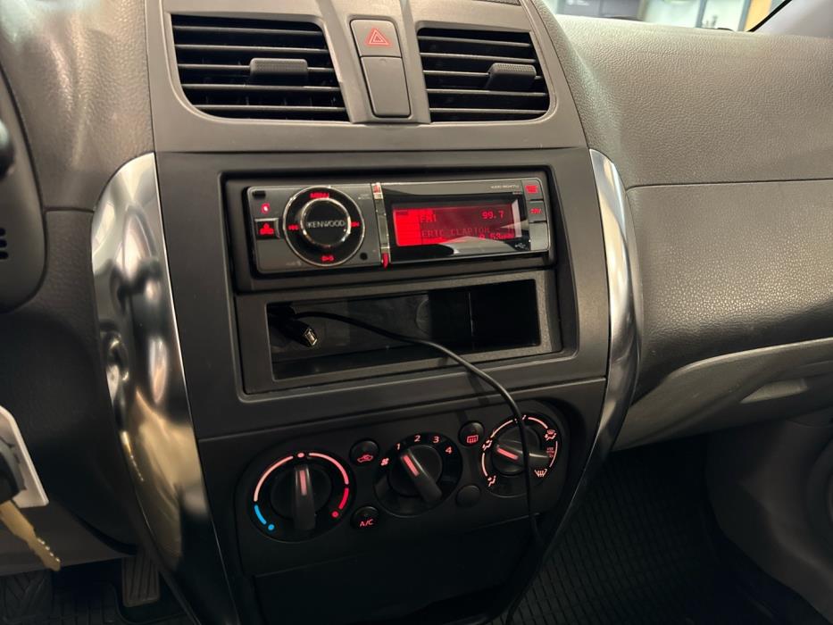 SUZUKI SX4 2013
