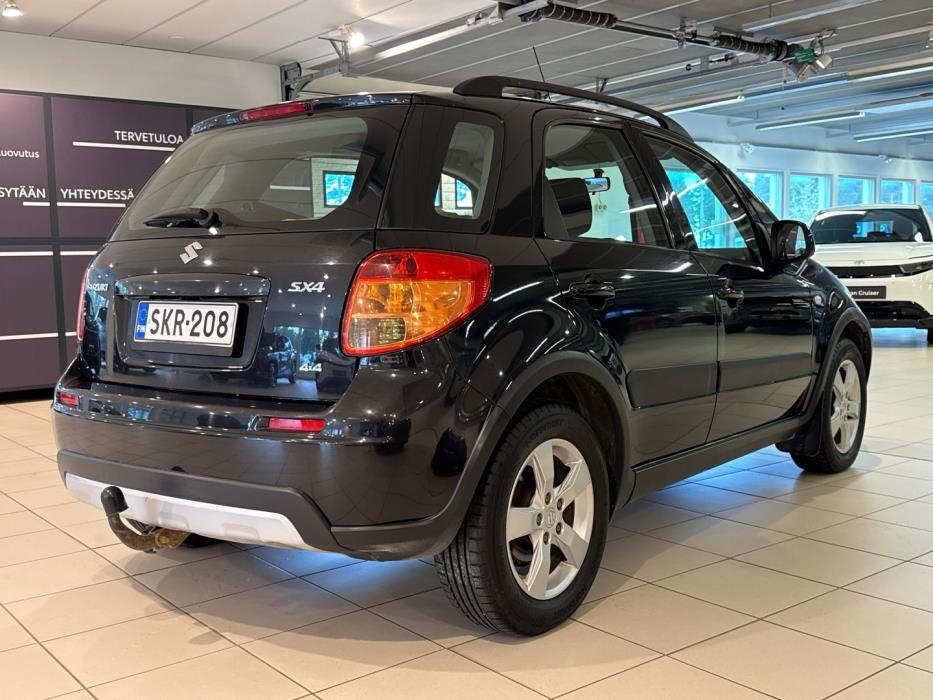 SUZUKI SX4 2013
