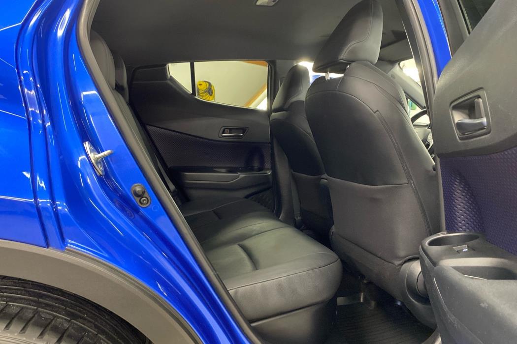 TOYOTA C-HR 2017