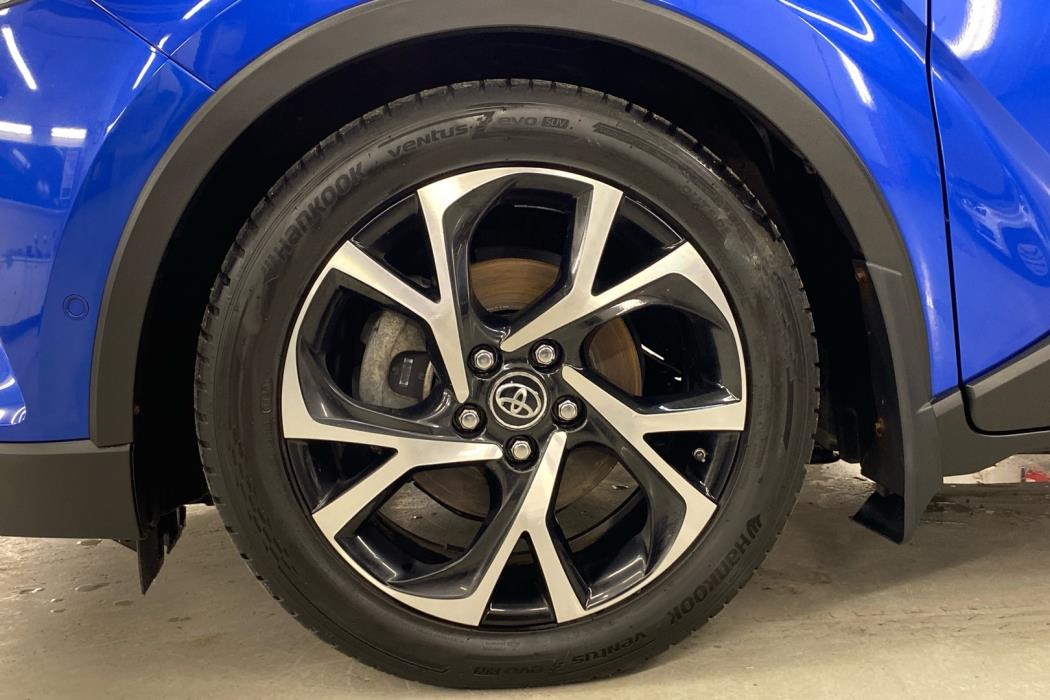 TOYOTA C-HR 2017