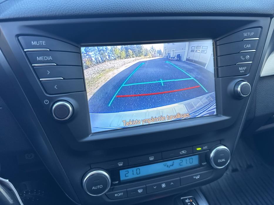 TOYOTA AVENSIS 2017