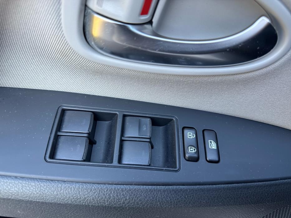 TOYOTA AVENSIS 2017