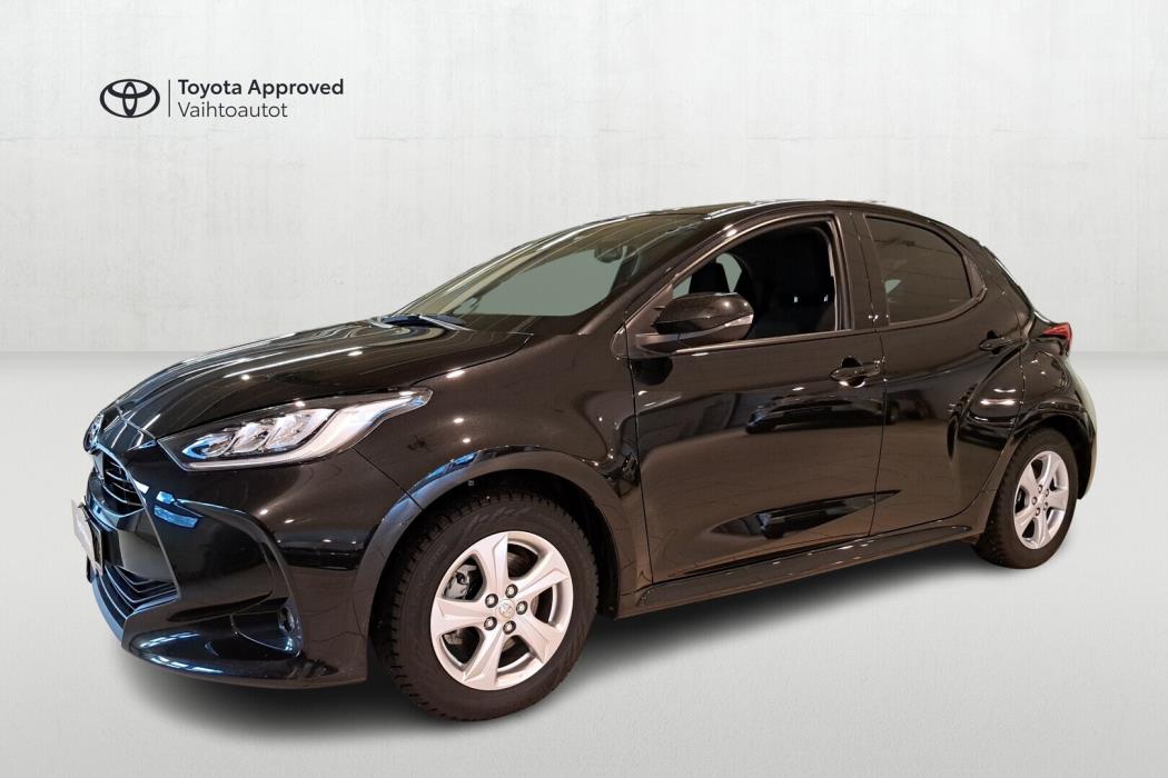 TOYOTA YARIS 2024
