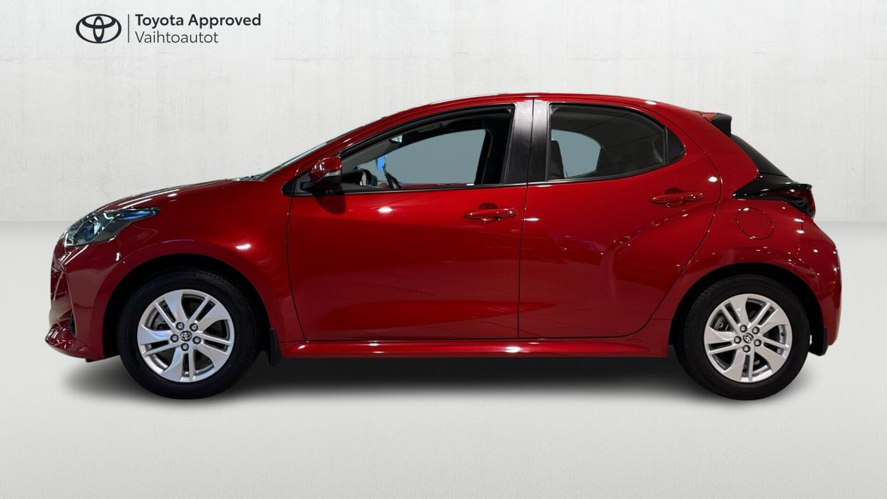 TOYOTA Yaris 2022