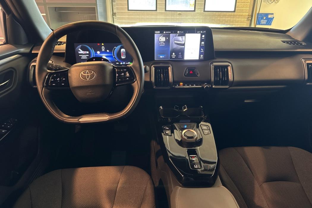 TOYOTA Urban Cruiser 2026