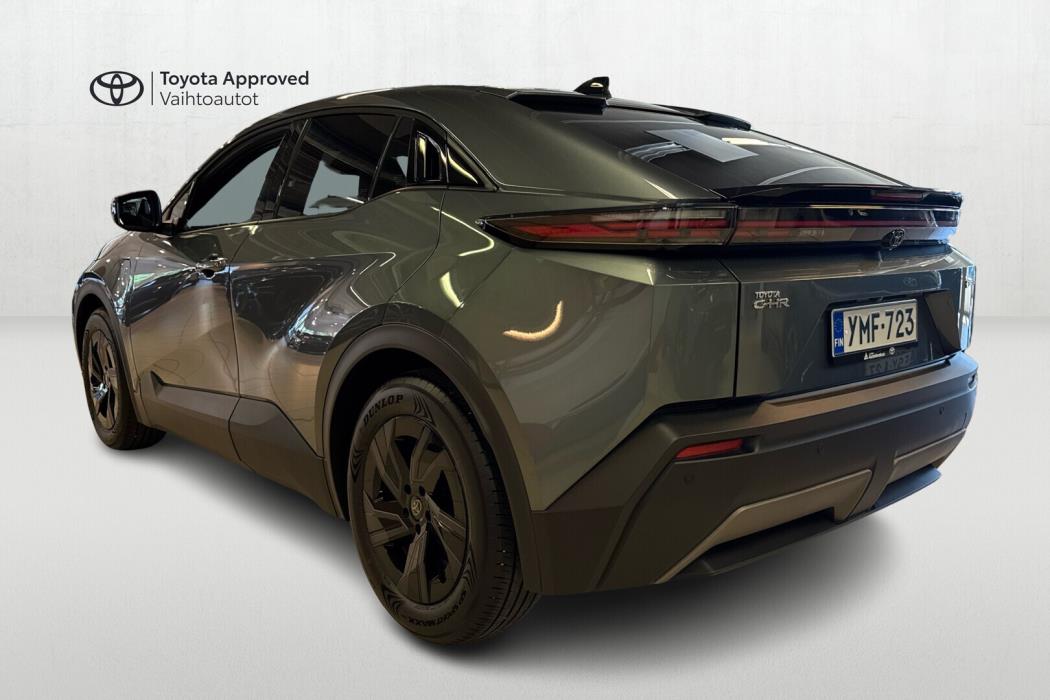 TOYOTA C-HR+ 2026