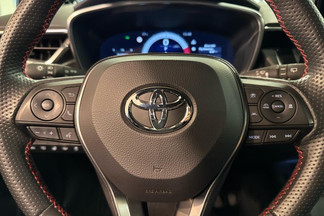 TOYOTA Corolla 2024