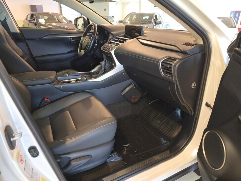 LEXUS NX 2018