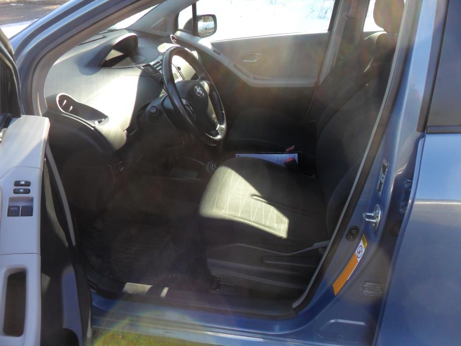 Toyota Yaris 2008
