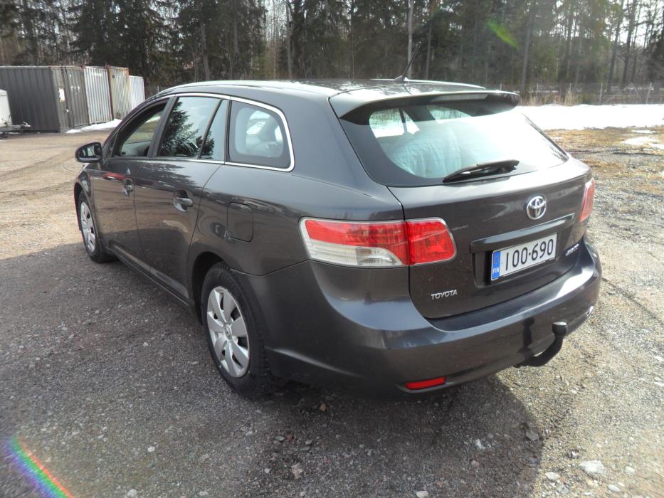 Toyota Avensis 2009