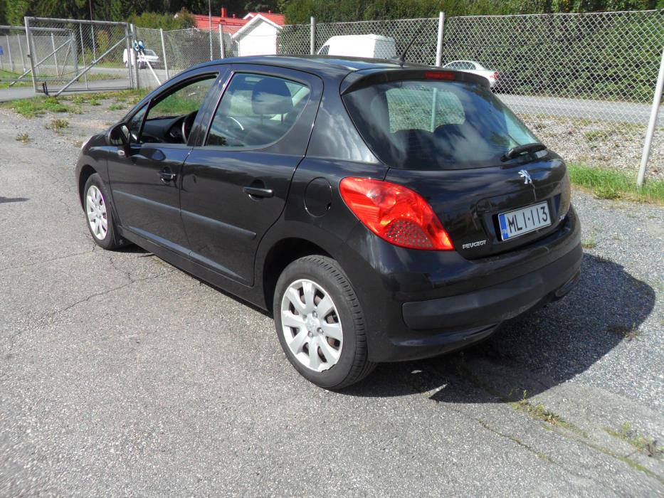 Peugeot 207 2006