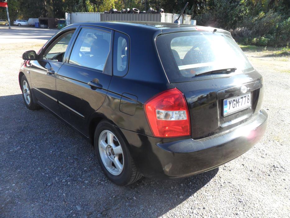 Kia Cerato 2006