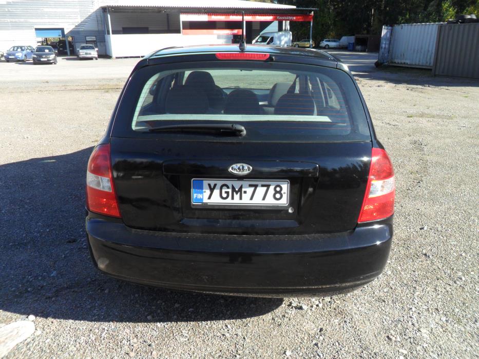 Kia Cerato 2006