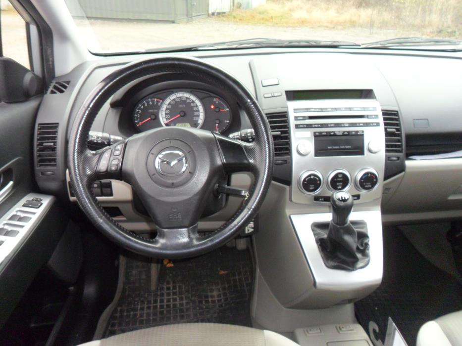 Mazda MPV 2005