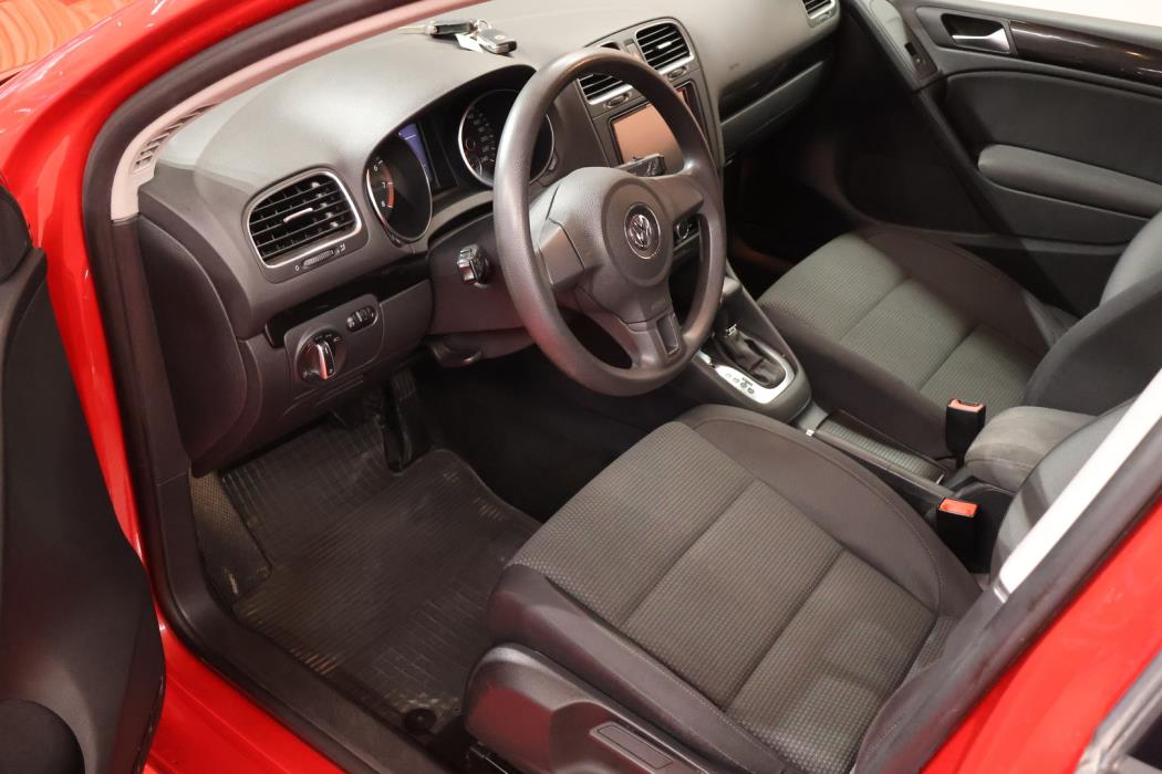 VOLKSWAGEN Golf 2009