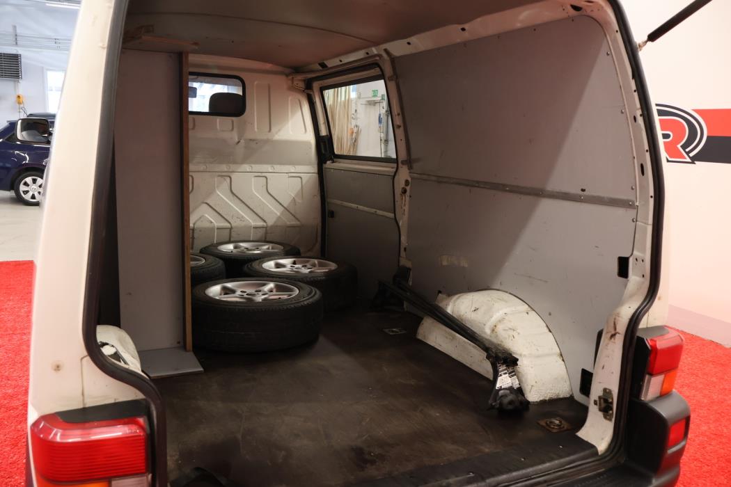 VOLKSWAGEN Transporter 2001
