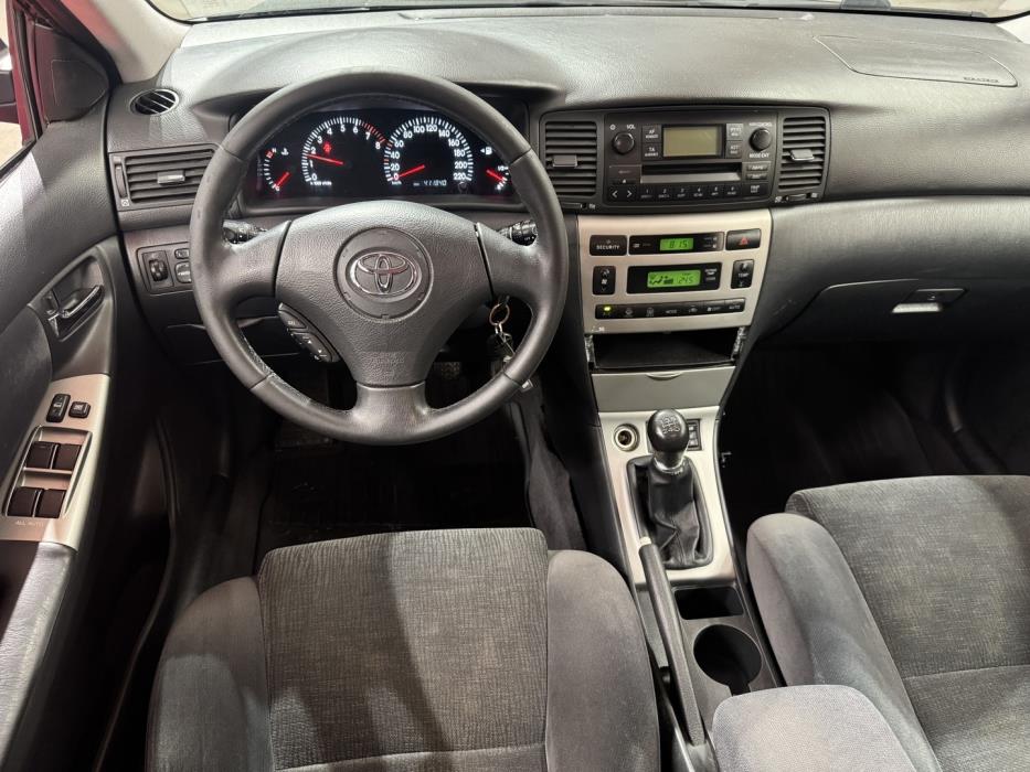 TOYOTA Corolla 2004