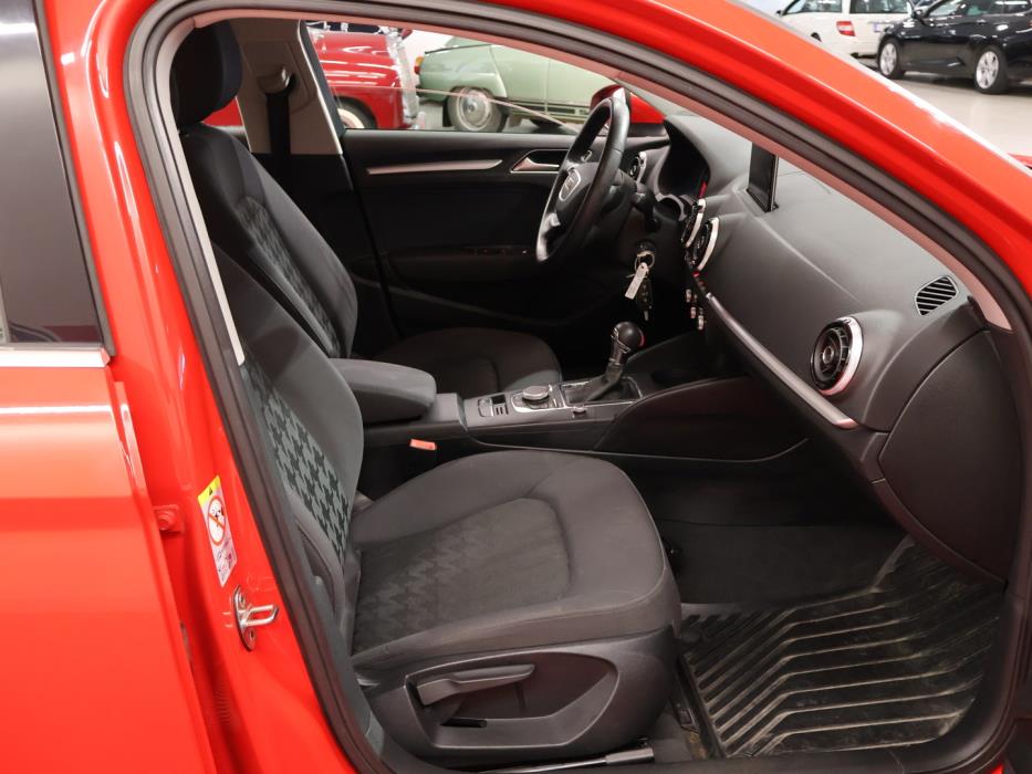 AUDI A3 2014